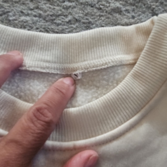 Taylor Swift Womens The Eras Tour Cream Sweatshirt S - Picture 3 of 12